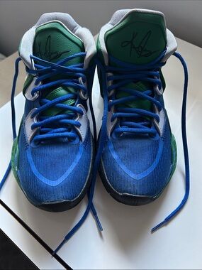 Nike Kids Blue and Green High-Top Sneakers